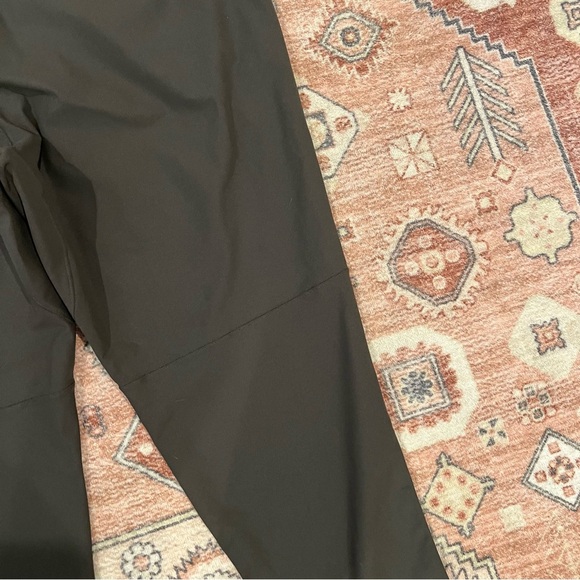 Lululemon Men’s Commission Pant Slim Warpstreme 28" in Dark Olive - Picture 8 of 11